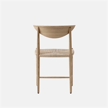 mariella-and-tradition-drawn-chair-hm3-white-oiled-oak-vitoljad-ek-baksida
