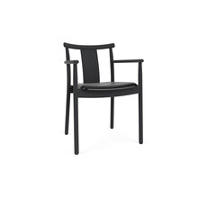 mariella-audo-copenhagen-mercur-dining-chair-black-oak-leather-sida-produktbild